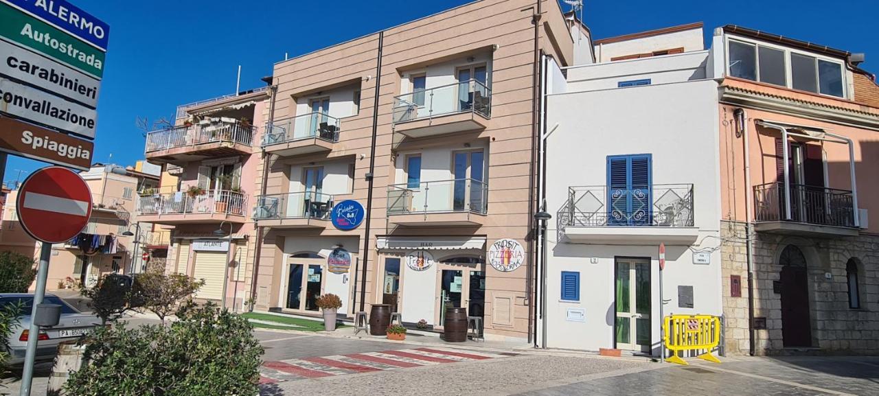 Belvedere Rent Rooms Campofelice Di Roccella Bagian luar foto