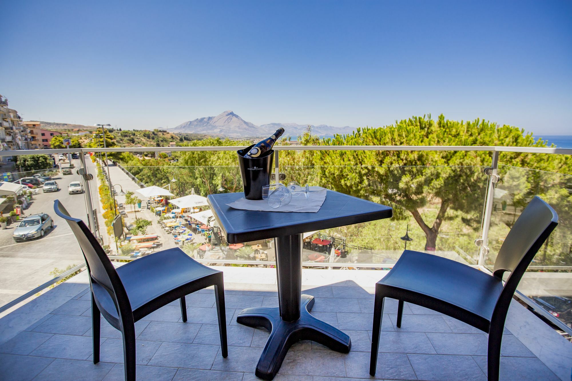 Belvedere Rent Rooms Campofelice Di Roccella Bagian luar foto